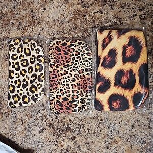 NWOT animal print makebags